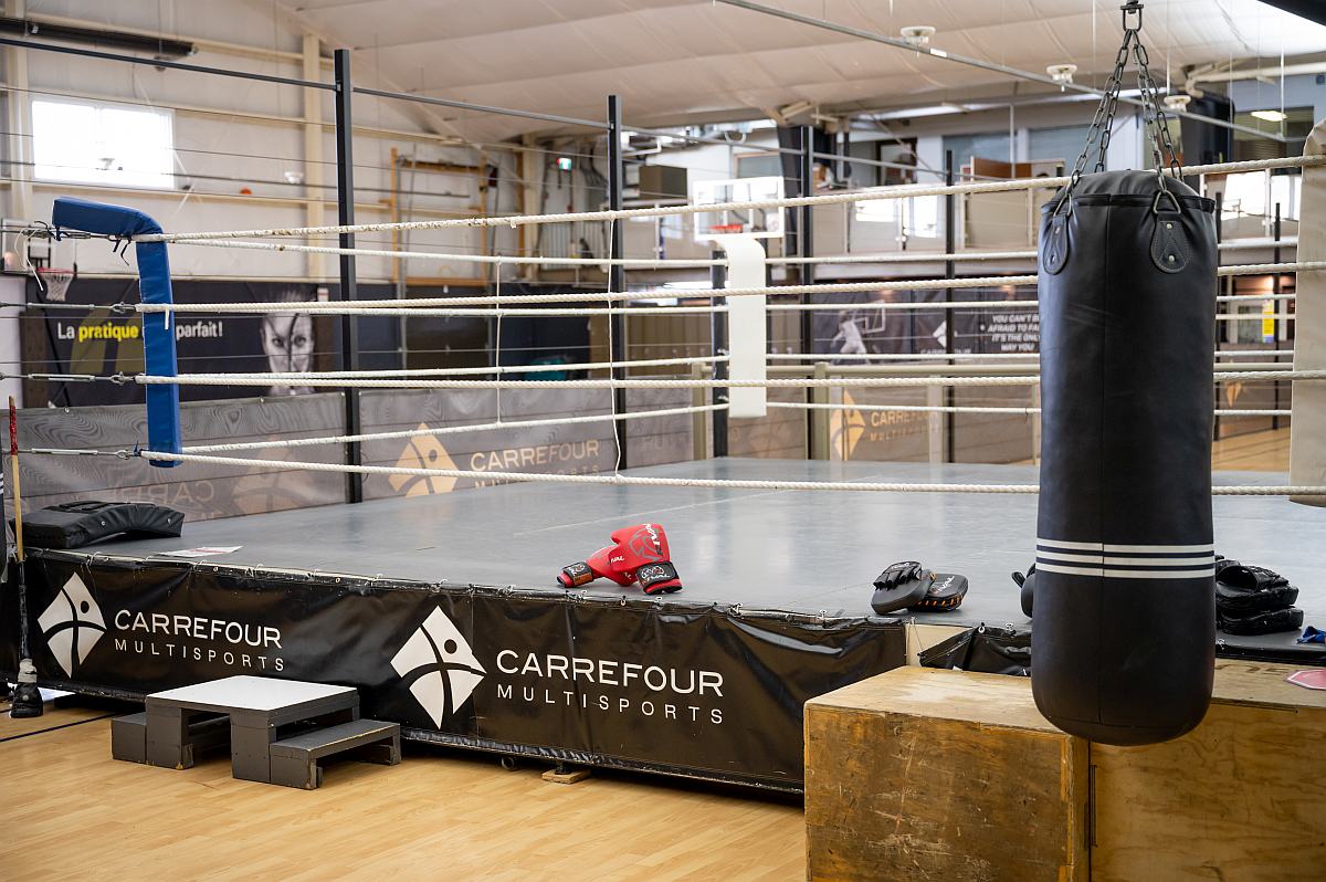 La boxe, un sport pour tous. Essayez la boxe à Laval - Carrefour